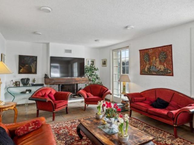 Einfamilienhaus 6.5 Zimmer