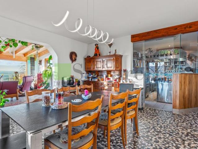 Einfamilienhaus 6.5 Zimmer