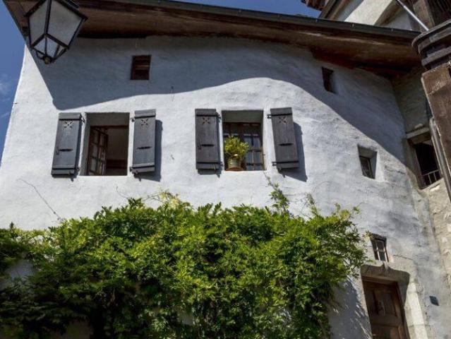 Einfamilienhaus 6.5 Zimmer