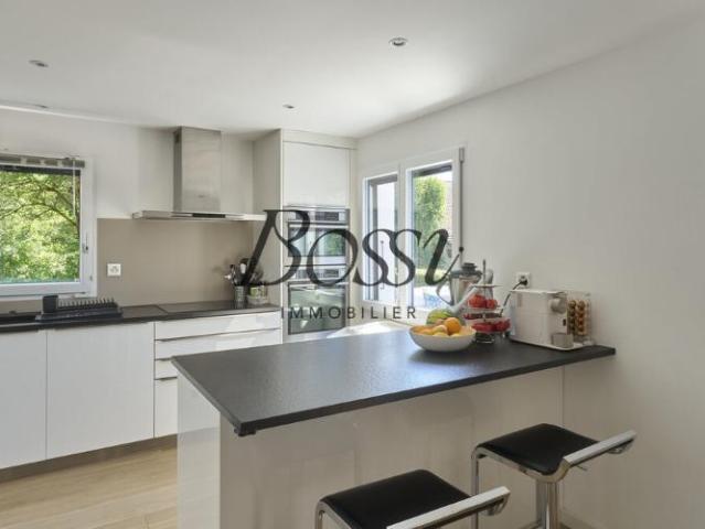 Einfamilienhaus 6.5 Zimmer