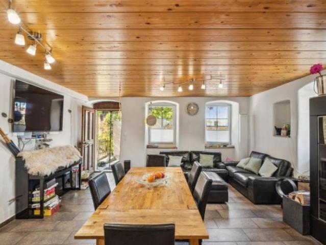 Einfamilienhaus 6.5 Zimmer