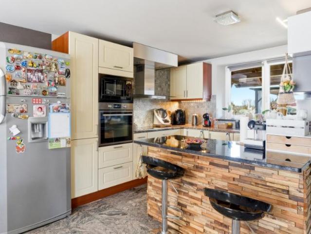 Einfamilienhaus 6.5 Zimmer