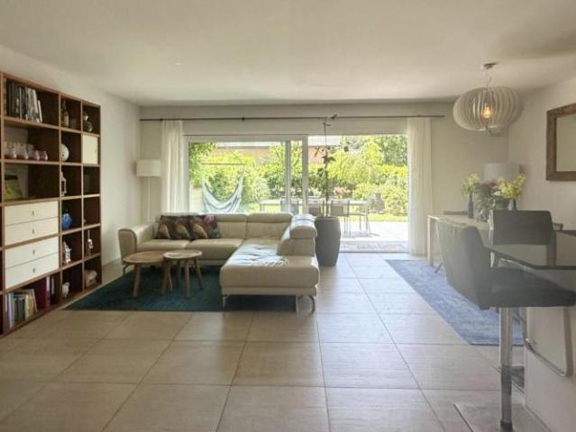 Einfamilienhaus 6.5 Zimmer