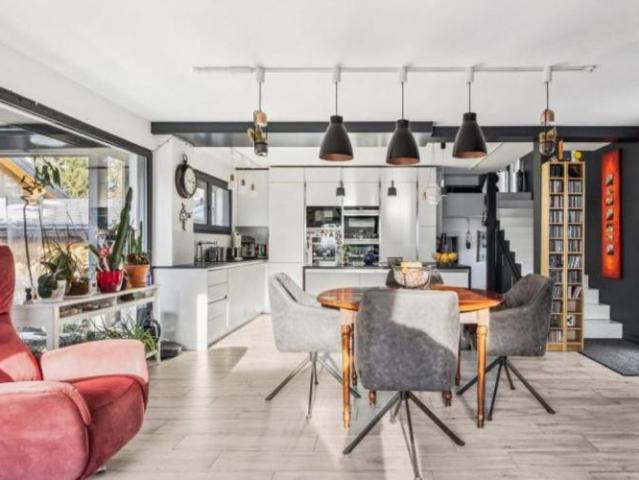 Einfamilienhaus 6.5 Zimmer