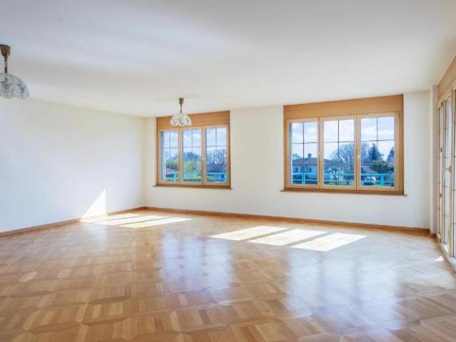 Einfamilienhaus 8.5 Zimmer