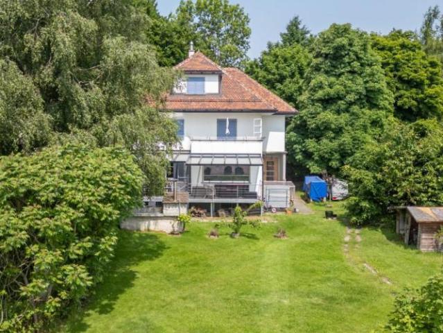 Einfamilienhaus 8.5 Zimmer