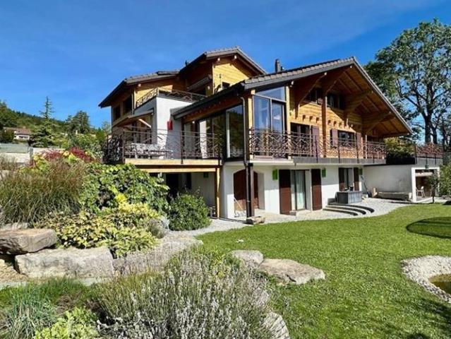 Einfamilienhaus 8 Zimmer