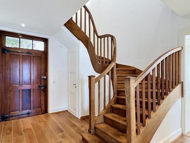 Einfamilienhaus 9.5 Zimmer