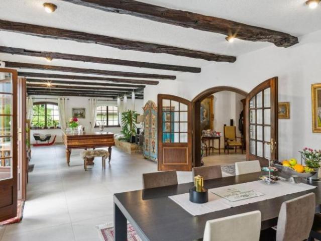 Einfamilienhaus 9 Zimmer