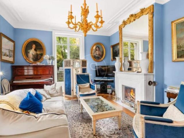 Einfamilienhaus 9 Zimmer