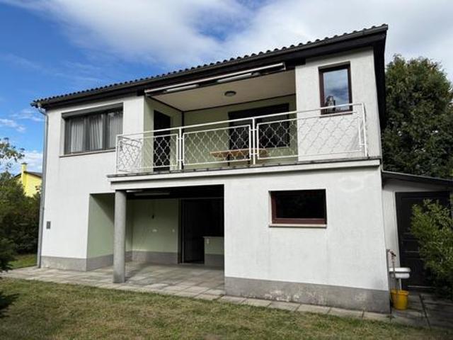 Einfamilienhaus an der Donau mit viel Potenzial