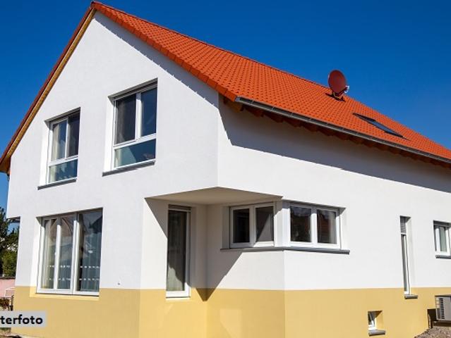 Einfamilienhaus auf großem Grundstück provisionsfrei