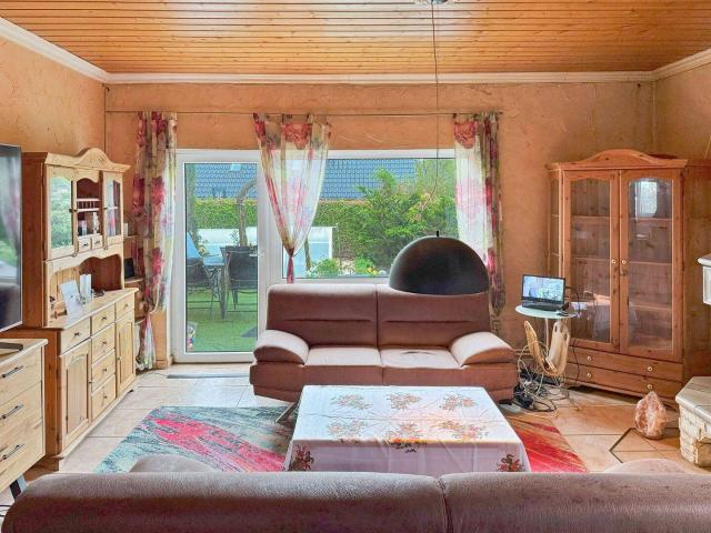 Einfamilienhaus auf Pachtland, nur mit Eigenkapital erwerbbar