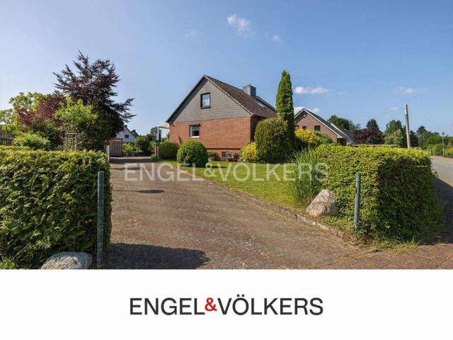 Einfamilienhaus auf traumhaftem Eckgrundstück Ihr neues Zuhause mit Charme und Potenzial