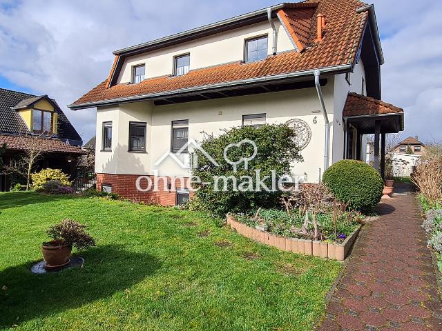Einfamilienhaus, Büro/Einliegerwohnung möglich Keller oder Dach