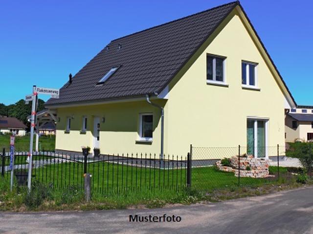Einfamilienhaus, Garage, Gartenhaus ankommen und wohlfühlen