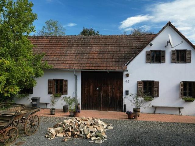 EINFAMILIENHAUS DREIKANTHOF in Grünruhelage