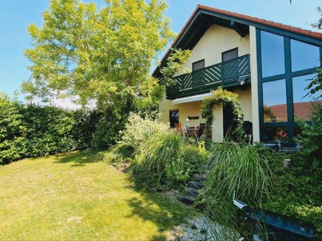 Einfamilienhaus freistehend