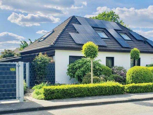 Einfamilienhaus freistehend, Einliegerwohnung, Garten&Technikplus