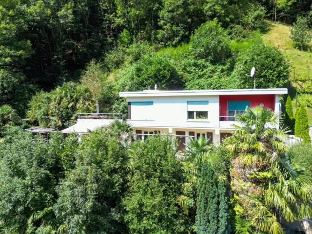 Einfamilienhaus im Grünen in der Nähe von Lugano