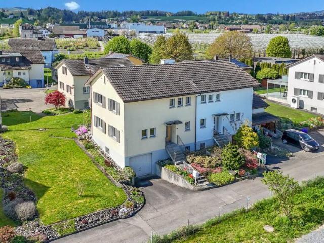 Doppel Einfamilienhaus im ruhigen Familienquartier