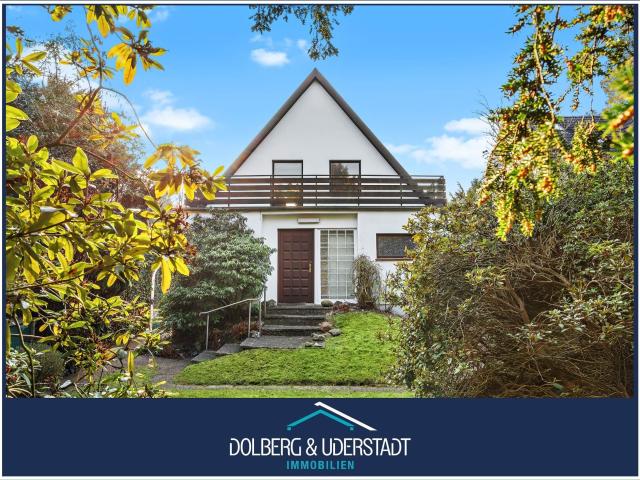 Einfamilienhaus in beliebter Villenstraße am Rahlstedter Gehölz & nahe des Rahlstedter Ortskerns