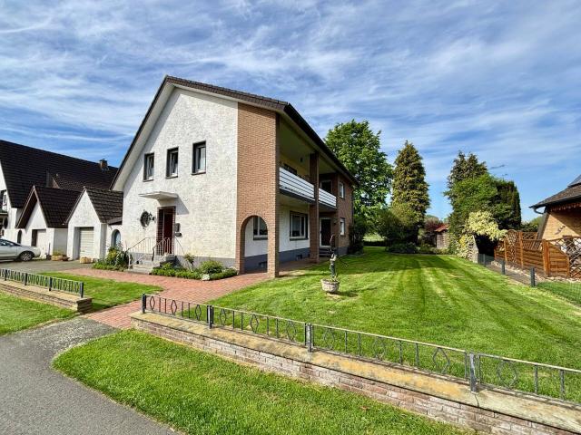 Einfamilienhaus in Delbrück Westenholz: Solide Massivbauweise mit individuellem Renovierungspotenzial