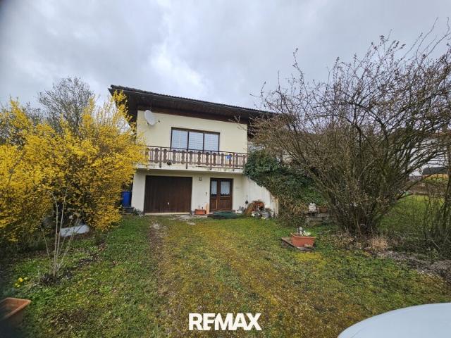 Einfamilienhaus in schöner, ruhiger Siedlungslage mit Fernsicht!