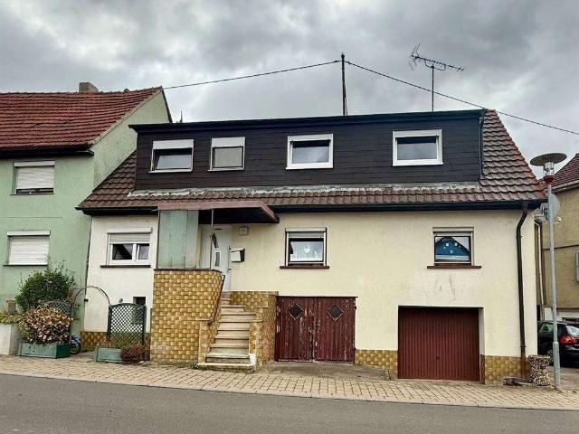 Einfamilienhaus in Reihenbauweise, in zentraler Lage von 74252 MBH zu verkaufen!