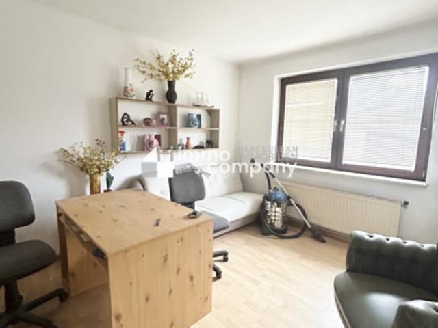 Einfamilienhaus in Wien mit 308m² Fläche und Garage Gestalten Sie Ihren Wohntraum!