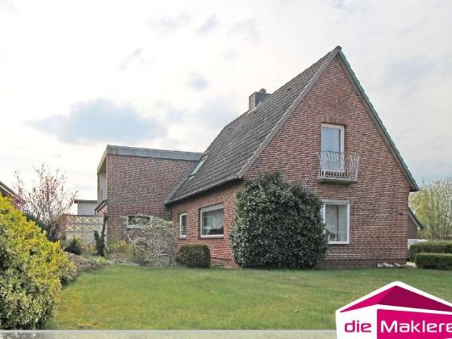 Einfamilienhaus mit möglichem Baugrundstück in Klein Rönnau