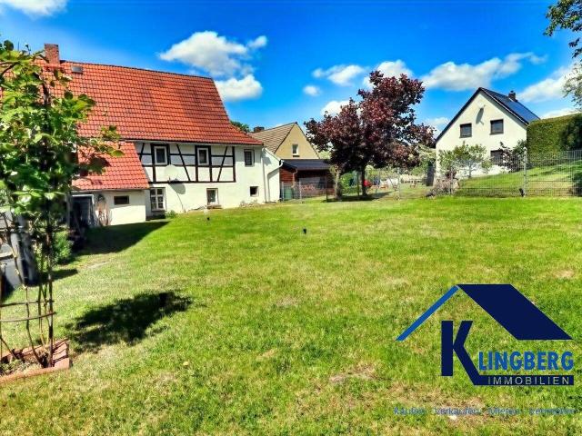 Einfamilienhaus mit angrenzendem Nebengebäude, Garage u. Traumgarten in der Elsteraue zu verkaufen!