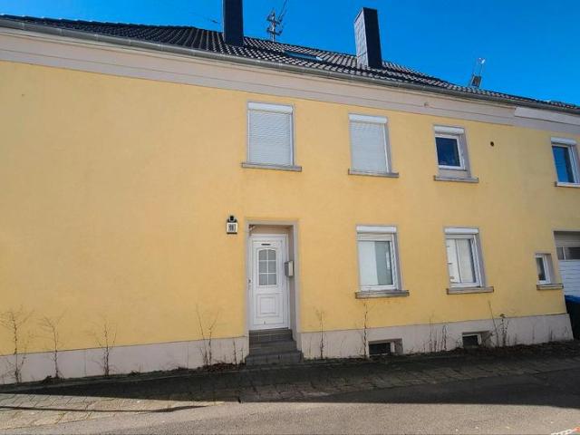 Einfamilienhaus mit Dachterrasse und viel Platz