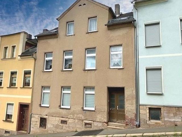 Einfamilienhaus mit Einliegerwohnung !
