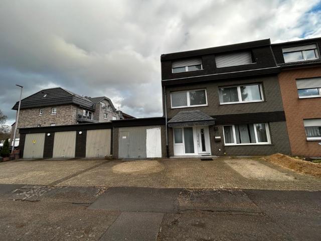 Einfamilienhaus mit Einliegerwohnung