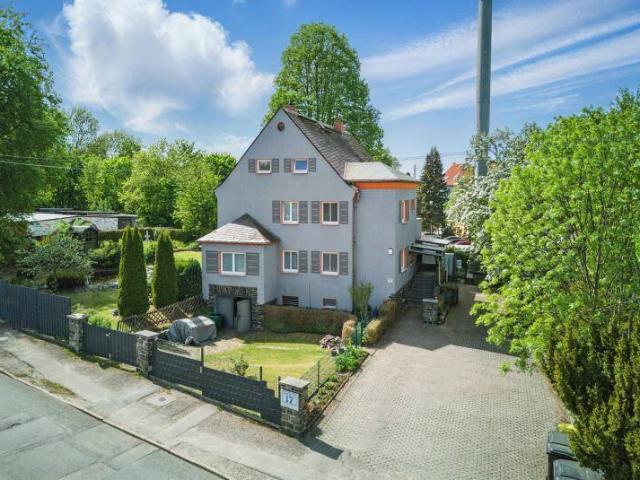 Einfamilienhaus mit Einliegerwohnung in Limbach Oberfrohna