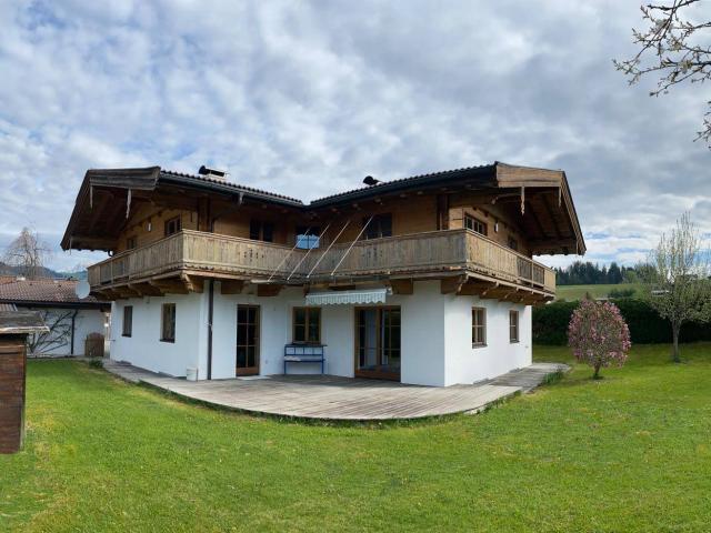 Einfamilienhaus mit Einliegerwohnung in Reith bei Kitzbühel, sehr schöner Blick auf das Kitzbüheler Horn und den Wilden Kaiser