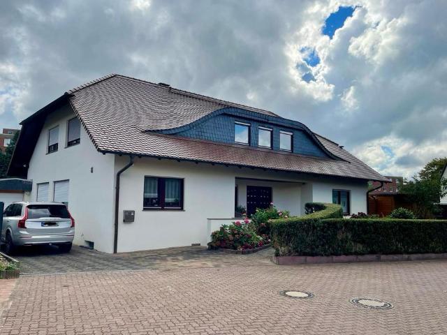 Einfamilienhaus mit Einliegerwohnung und Gewerbezulassung