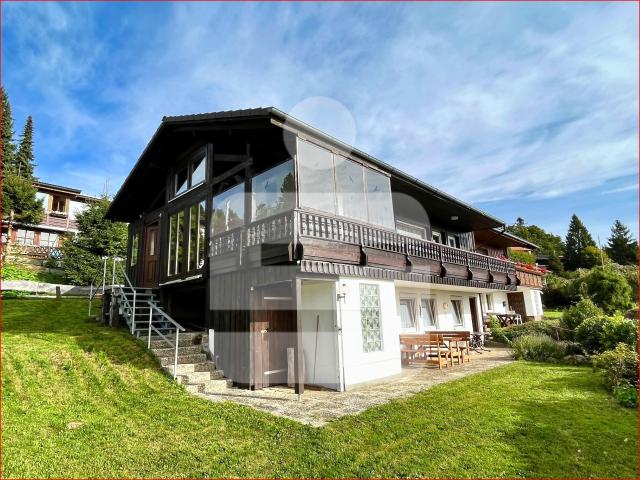 Einfamilienhaus mit Einliegerwohnung und tollem Weitblick in 94169 Thurmansbang/Solla