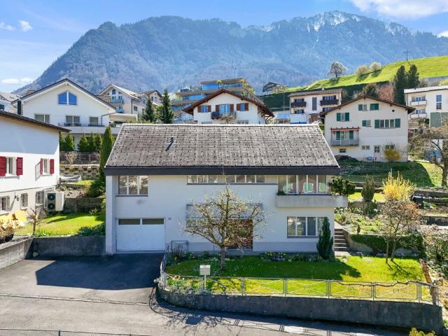 Einfamilienhaus mit Entwicklungspotenzial in Buochs