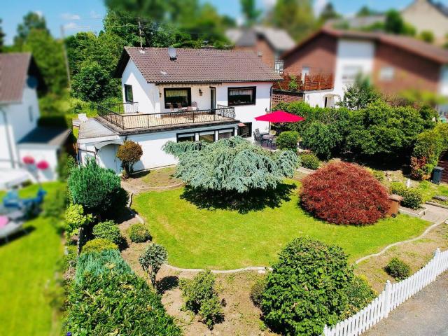 Einfamilienhaus mit Fernblick in Königswinter Uthweiler