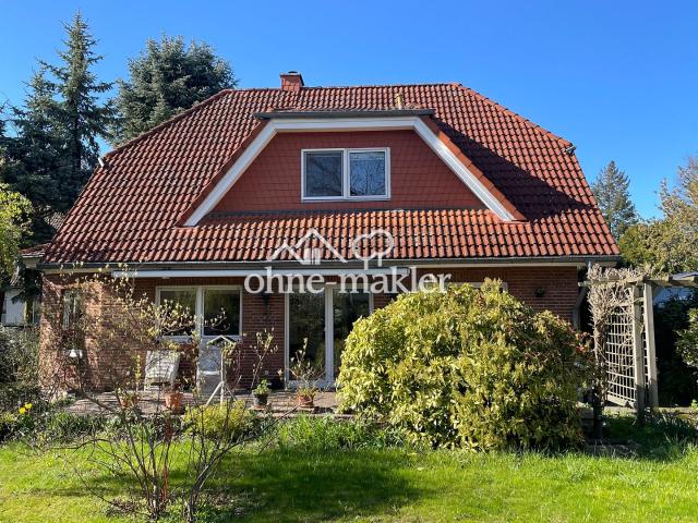 Einfamilienhaus mit Garage