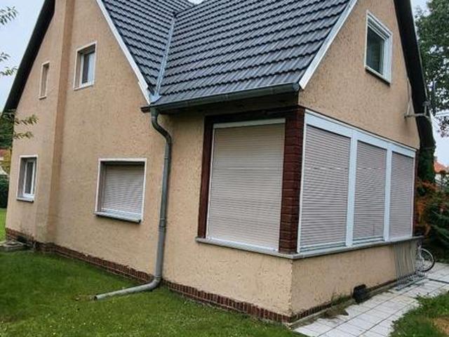 Einfamilienhaus mit Garage von privat zu verkaufen
