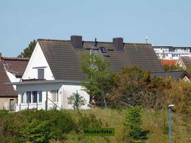 Einfamilienhaus mit Garagenanbau Ihr neuer Rückzugsort