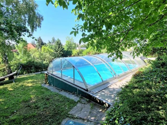 EINFAMILIENHAUS MIT GARTEN UND POOL BEZUG AB DEZEMBER 2025