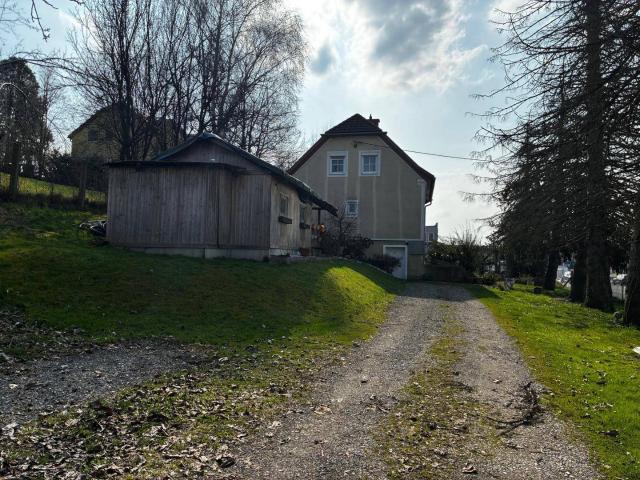 Einfamilienhaus mit großem Grundstück bei Graz