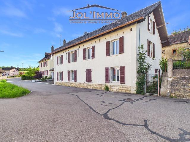 Einfamilienhaus mit grossem Grundstück – Boncourt