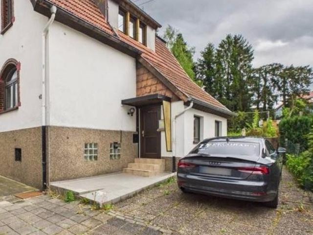Handwerkerhaus mit großem Grundstück in Friedrichsthal!