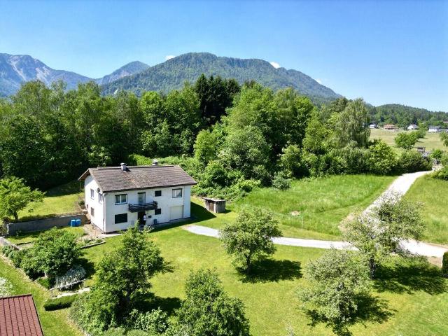 Einfamilienhaus mit großem Grundstück in ruhiger Naturlage von Schlatten bei St. Jakob