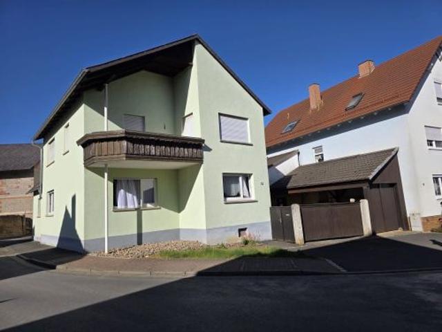 Einfamilienhaus mit Halle in 97490 Poppenhausen Kützberg, 9 km von Schwweinfurt ID 10667